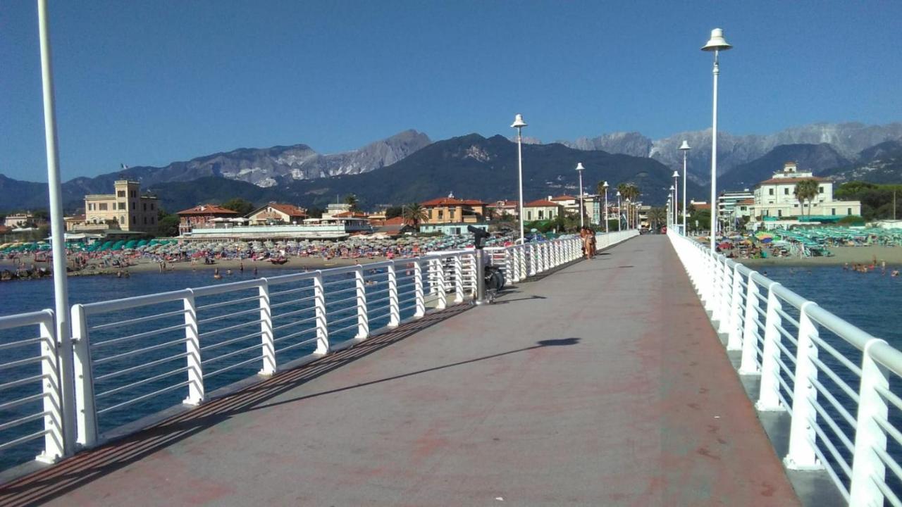 Appartamento Mare Pital Marina di Massa Buitenkant foto