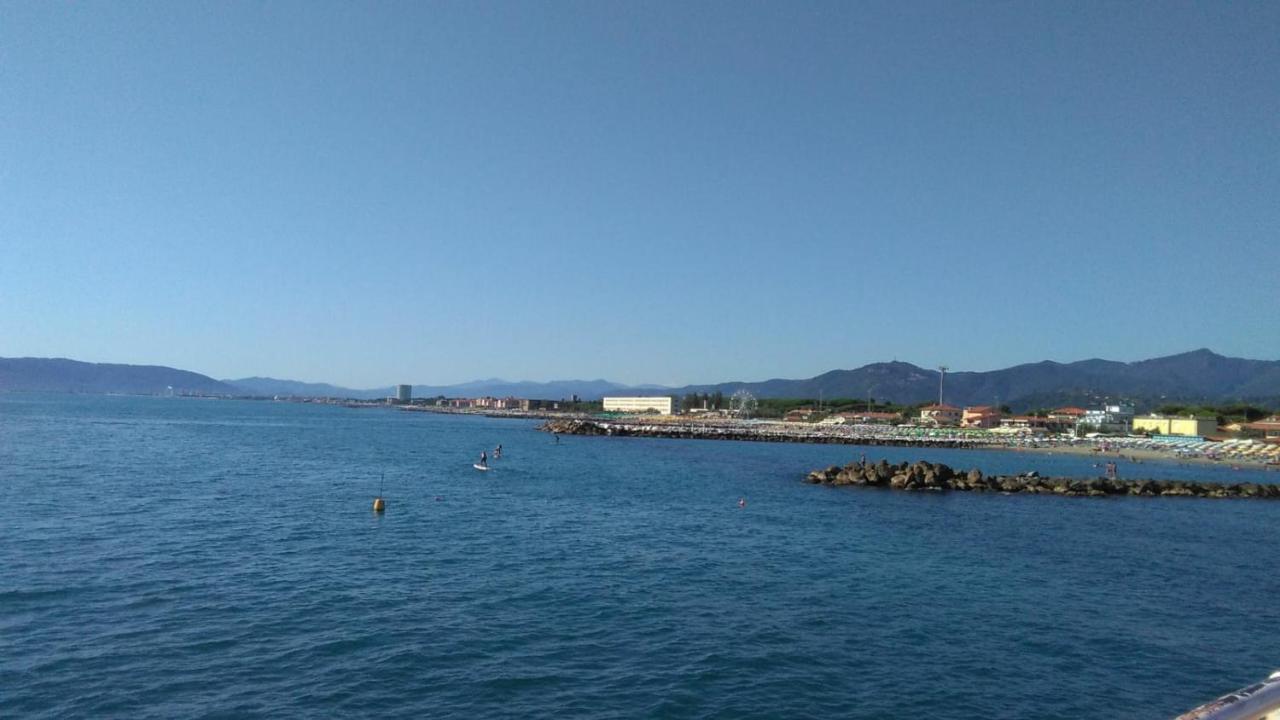 Appartamento Mare Pital Marina di Massa Buitenkant foto